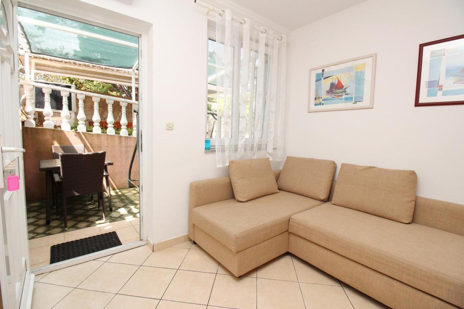 Apartments Lovincic Baška Buitenkant foto